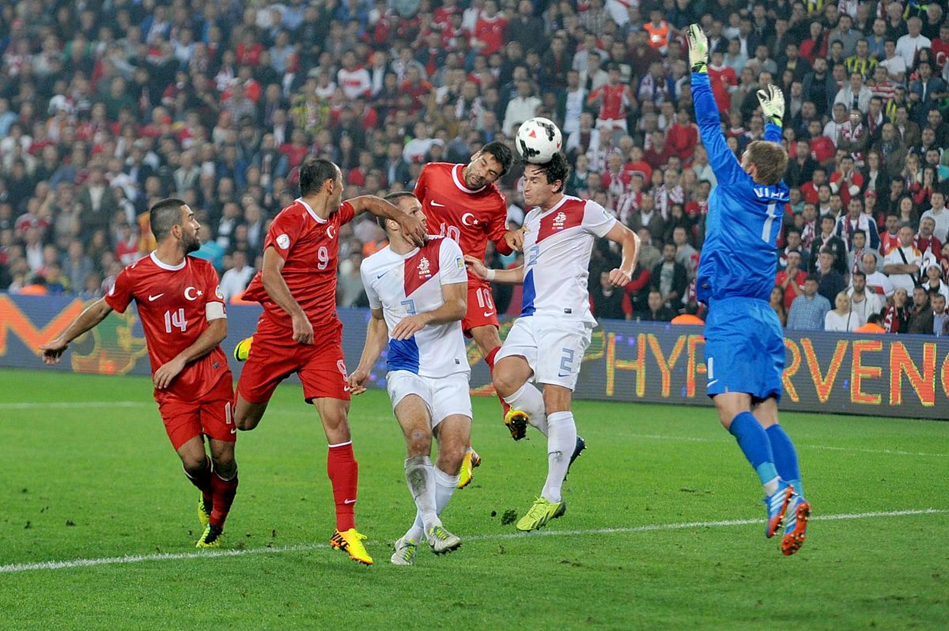 半岛体育-科威特队在国际赛事中展现出色实力的英文